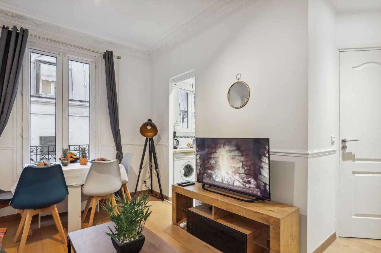 Superbe 2 Pieces Au Coeur Du Xvieme Bed and Breakfast París Exterior foto